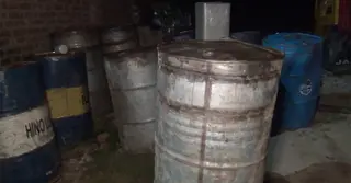 নীলফামারীতে বিপুল পরিমাণ জ্বালানি তেল উদ্ধার